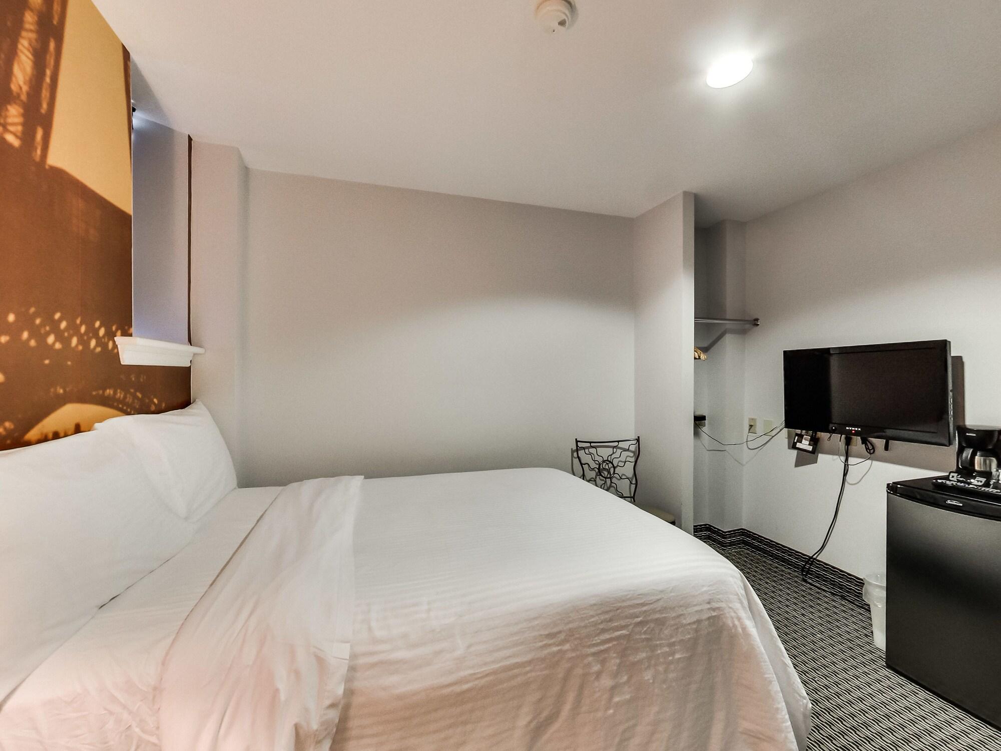 Isabella Hotel & Suites Toronto Exteriör bild